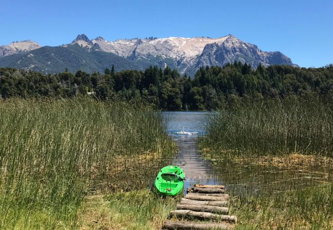Baita a San Carlos de Bariloche - TREBOL 02C -CALIDA CABAÑA DE TRONCOS EN LA COSTA DE LA LAGUNA EL TRÉBOL Baita a San Carlos de Bariloche - TREBOL 02C -CALIDA CABAÑA DE TRONCOS EN LA COSTA DE LA LAGUNA EL TRÉBOL