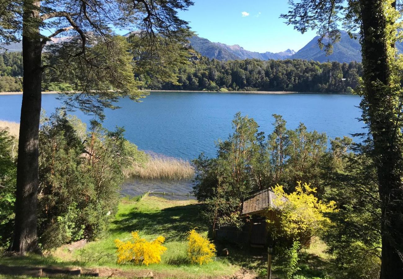 Casa a San Carlos de Bariloche - TREBOL01C- CÓMODA PROPIEDAD CON LINDISIMO ENTORNO SOBRE LAGUNA EL TRÉBOL 