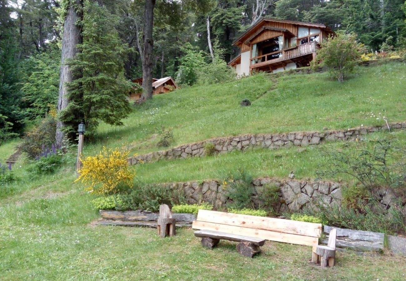 Casa a San Carlos de Bariloche - TREBOL01C- CÓMODA PROPIEDAD CON LINDISIMO ENTORNO SOBRE LAGUNA EL TRÉBOL 
