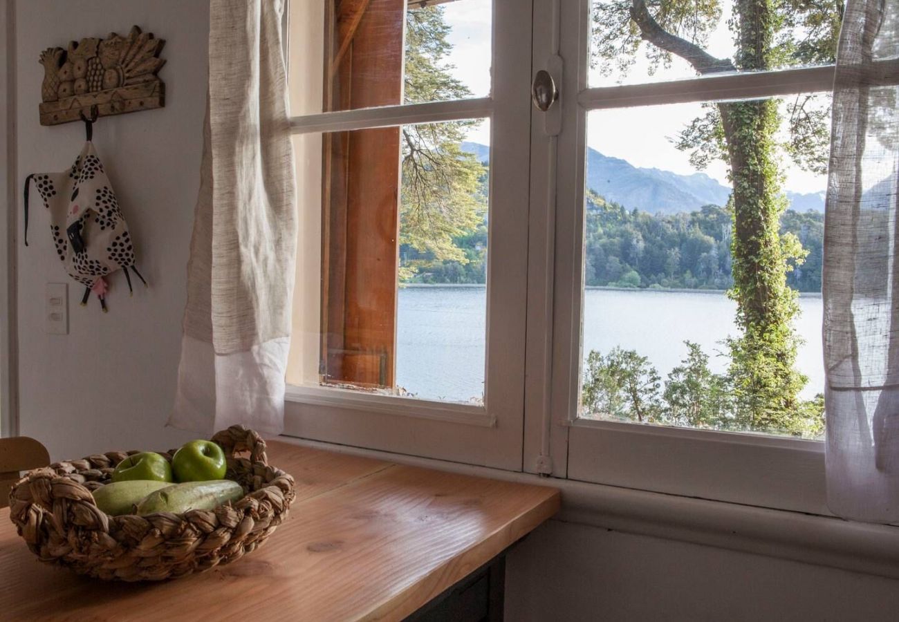 Casa a San Carlos de Bariloche - TREBOL01C- CÓMODA PROPIEDAD CON LINDISIMO ENTORNO SOBRE LAGUNA EL TRÉBOL 