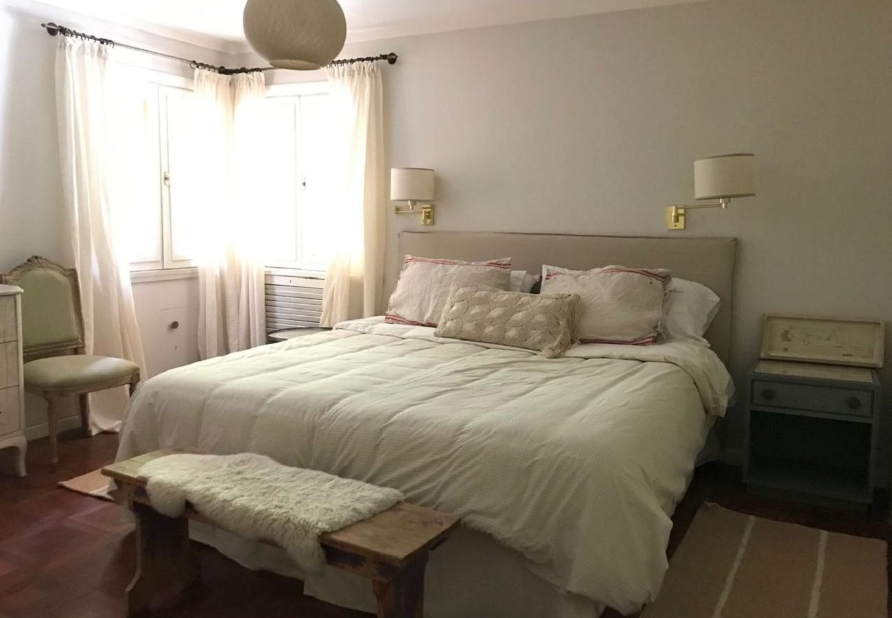 Casa a San Carlos de Bariloche - TREBOL01C- CÓMODA PROPIEDAD CON LINDISIMO ENTORNO SOBRE LAGUNA EL TRÉBOL 