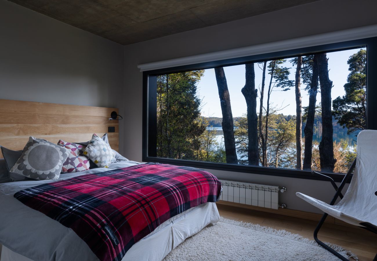 Casa a San Carlos de Bariloche - MORE26 Espectacular casa moderna con costa en el Lago Moreno