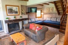 Baita a San Carlos de Bariloche - ARE03 DORMI DE 2 HABITACIONES CON SALIDA DIRECTA A LA CANCHA DE GOLF