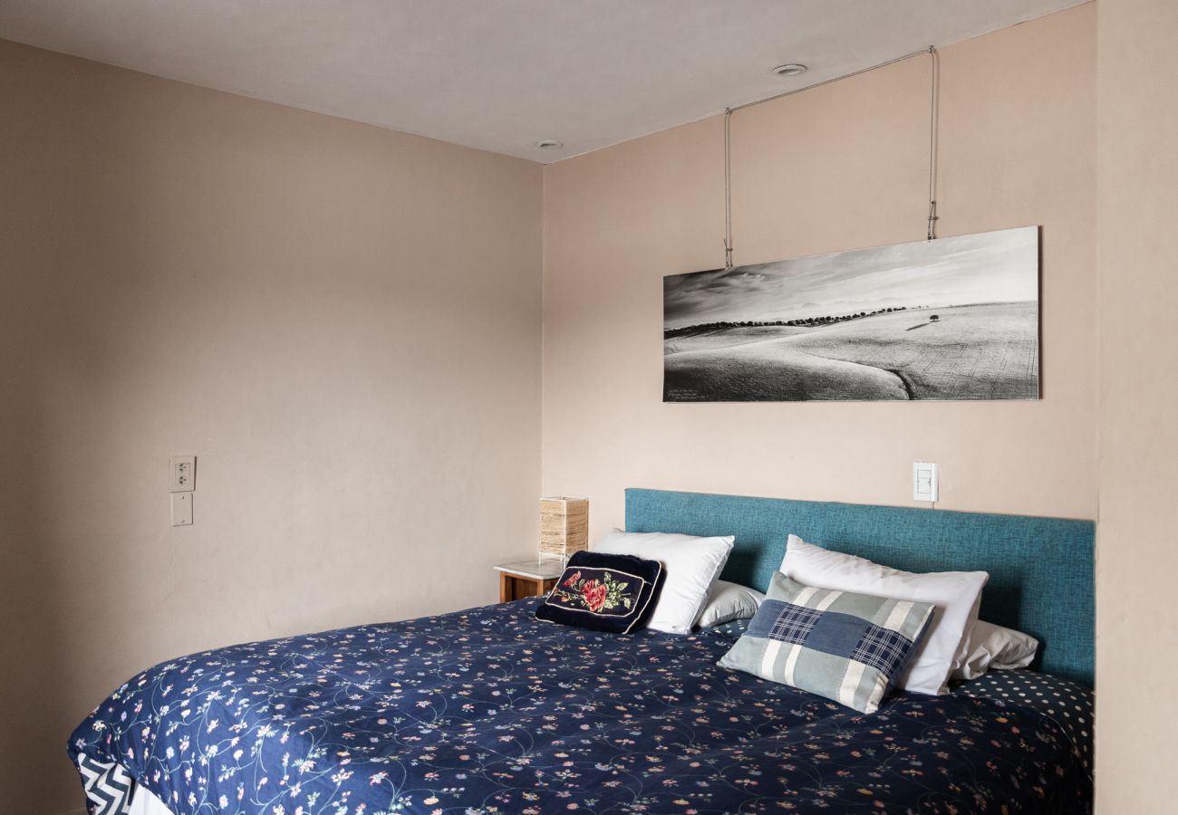 Casa a San Carlos de Bariloche - CÁLIDA CASONA ALPINA FRENTE AL LAGO NAHUEL HUAPI