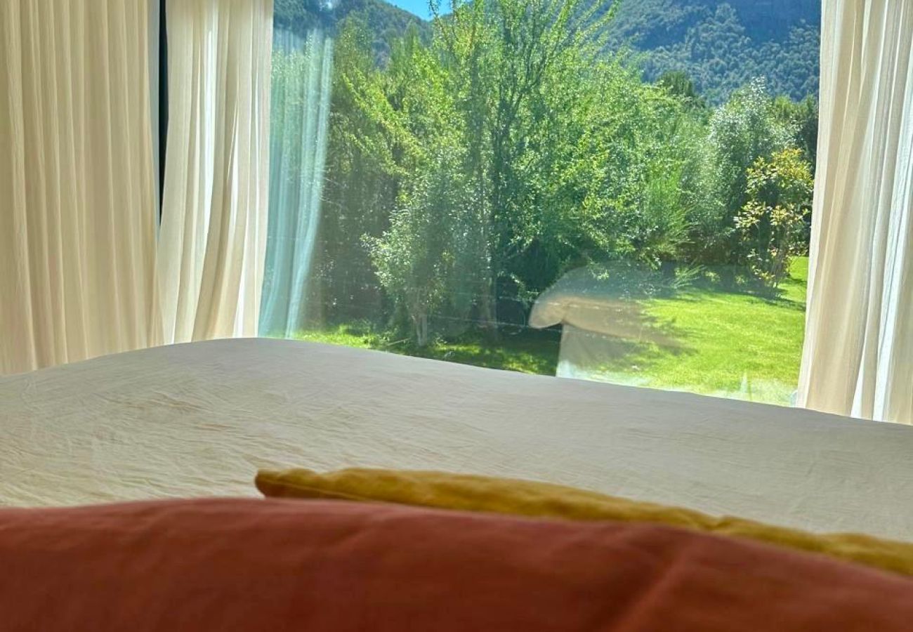 Casa a San Carlos de Bariloche - ARE42 - MODERNA Y LUMINOSA  CASA EN ARELAUQUEN