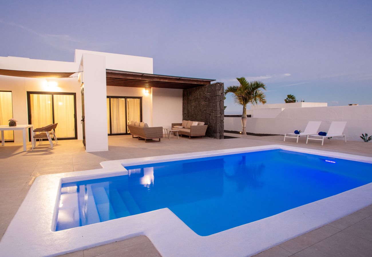 Villa a Playa Blanca - Villa Iris 
