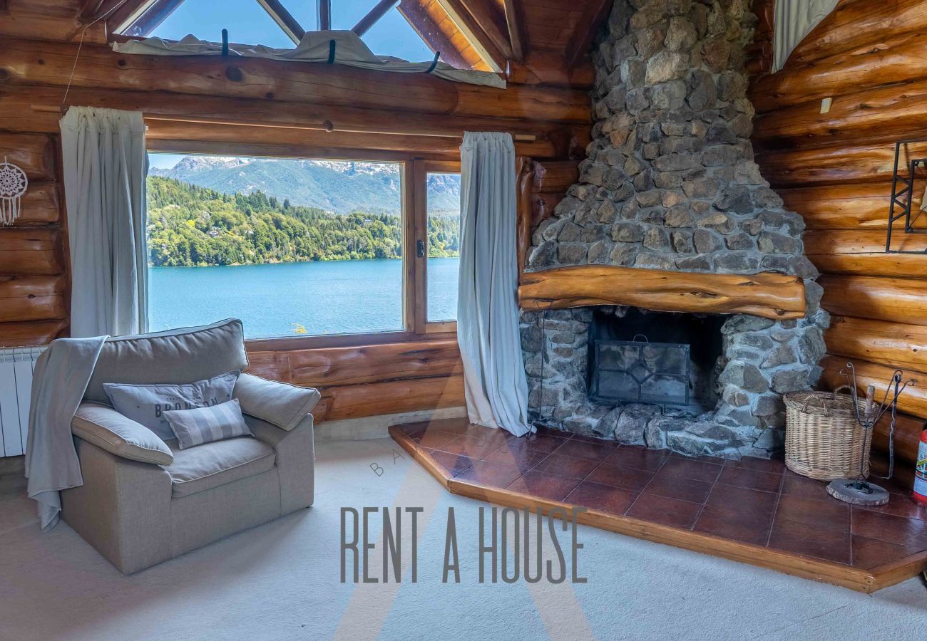 Casa a San Carlos de Bariloche - Espectacular casa de 890 mts con dos piscinas climatizadas y costa de lago.