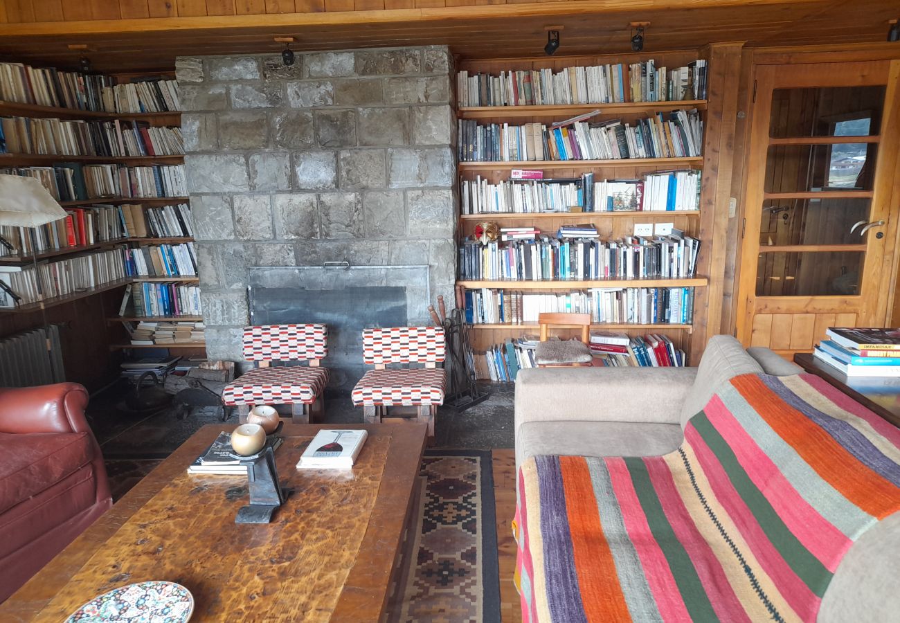 Casa a San Carlos de Bariloche - MORE19 Casona y Cabaña ubicada en la Divina Península Llao LLao 