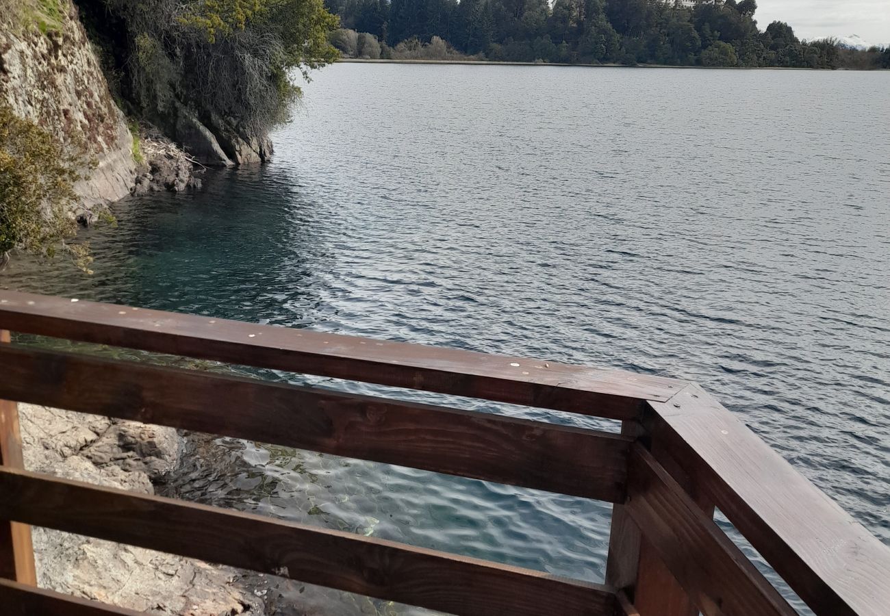 Casa a San Carlos de Bariloche - MORE19 Casona y Cabaña ubicada en la Divina Península Llao LLao 