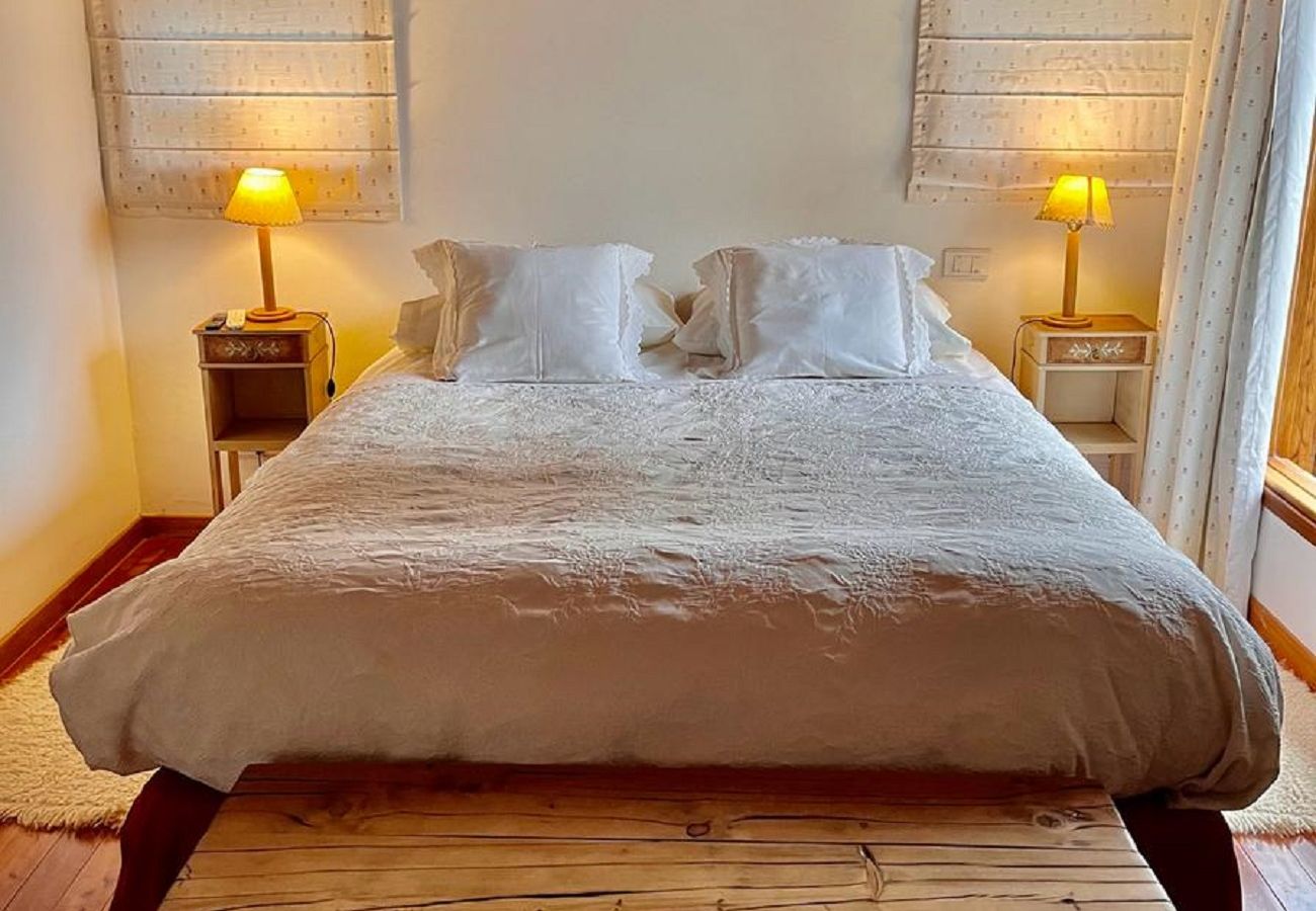 Casa a San Carlos de Bariloche - MORE19 Casona y Cabaña ubicada en la Divina Península Llao LLao 