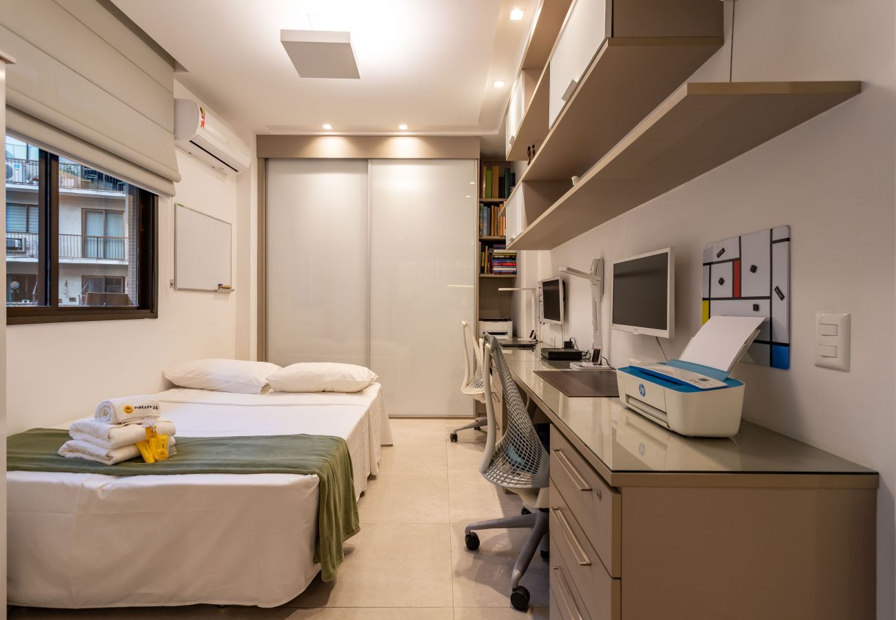 Appartamento a Rio de Janeiro - Próximo da Lagoa, em frente ao CASV | PC204