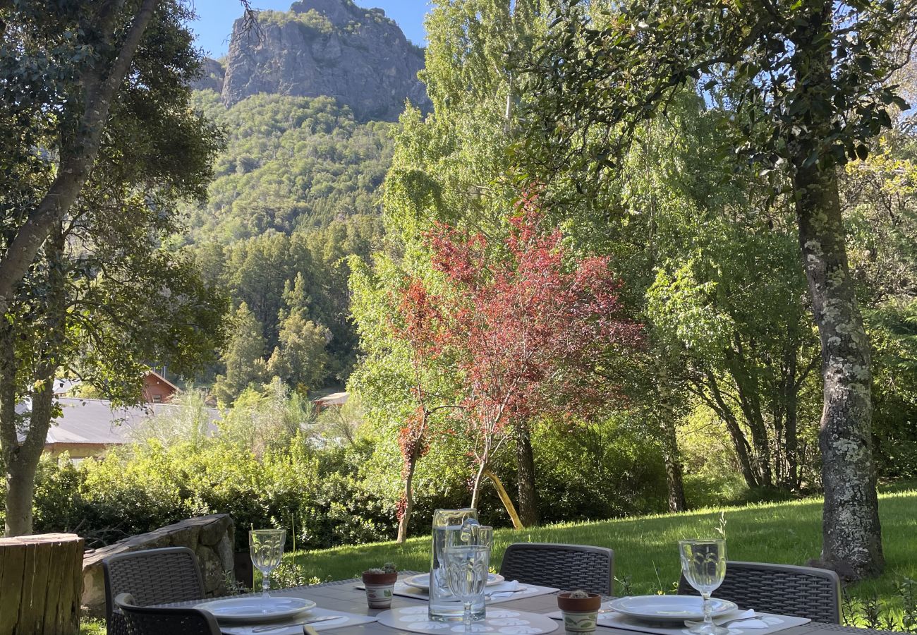 Casa a San Carlos de Bariloche - ARE26 CÓMODA CASA CON VISTA AL LAGO Y MUY CERCA DEL STARTER DEL GOLF
