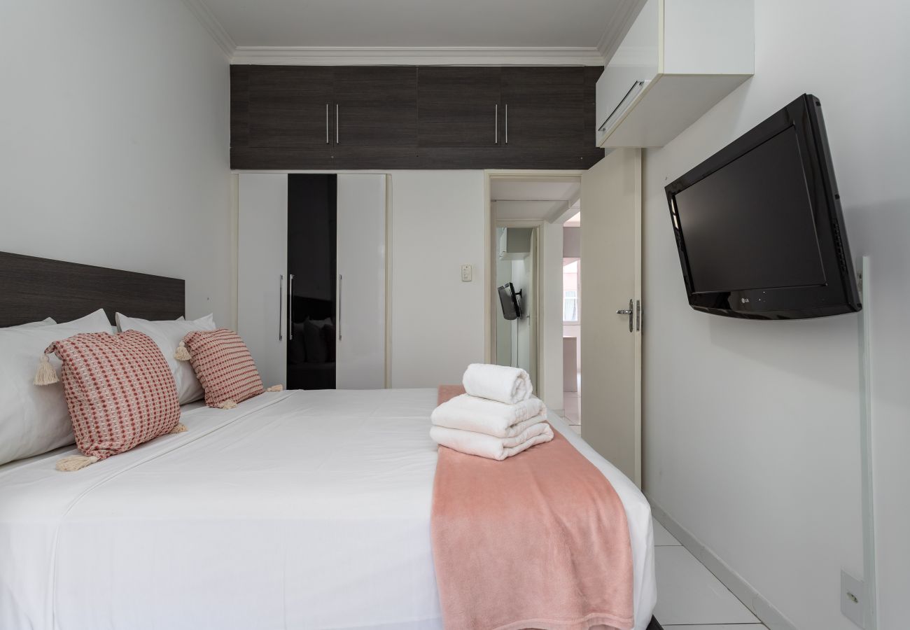 Appartamento a Rio de Janeiro - Perfeito em Copacabana |Quarto confortável| BR401 