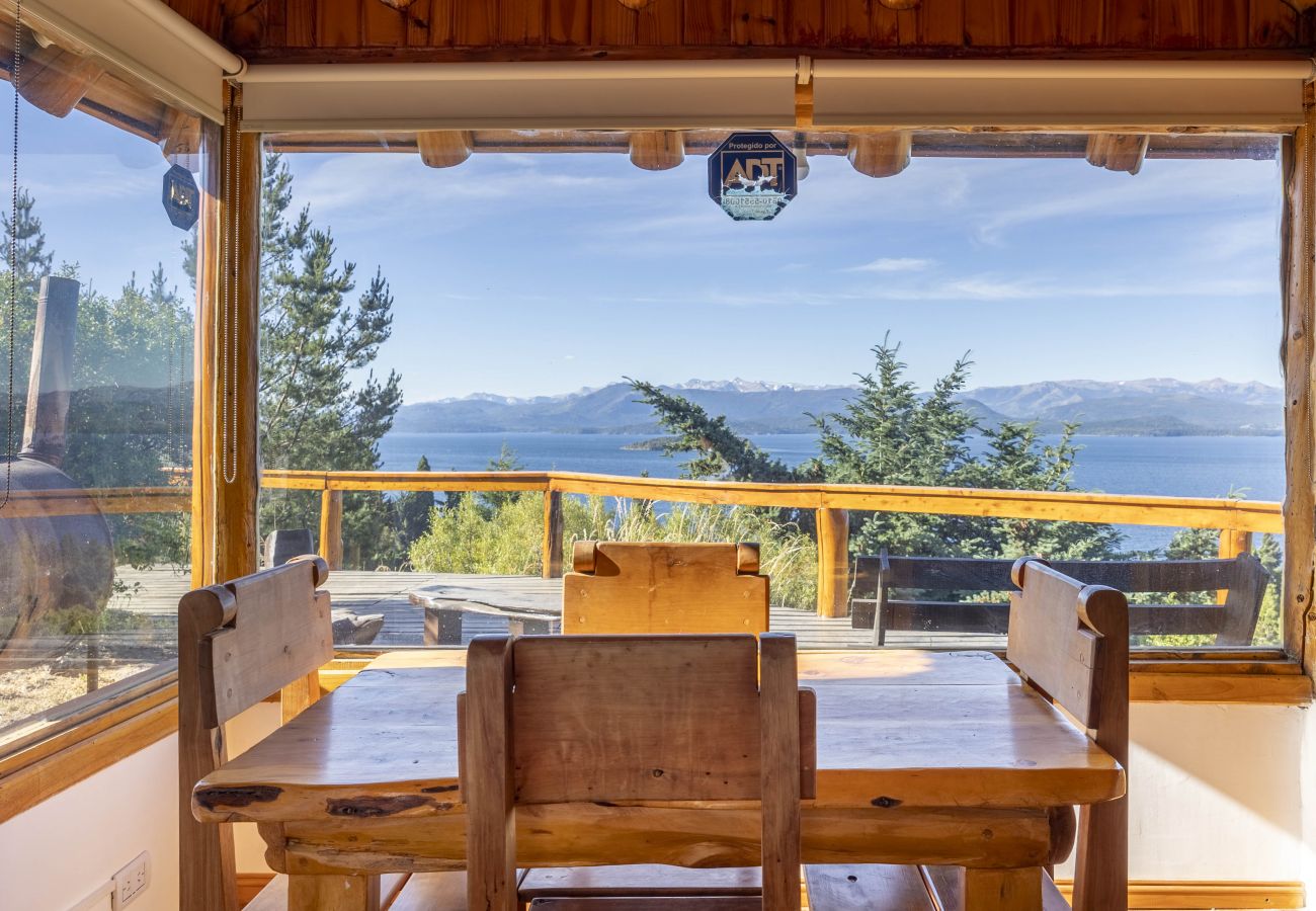 Baita a San Carlos de Bariloche - VIEW03  - Cabaña de montaña con increíble vista al lago