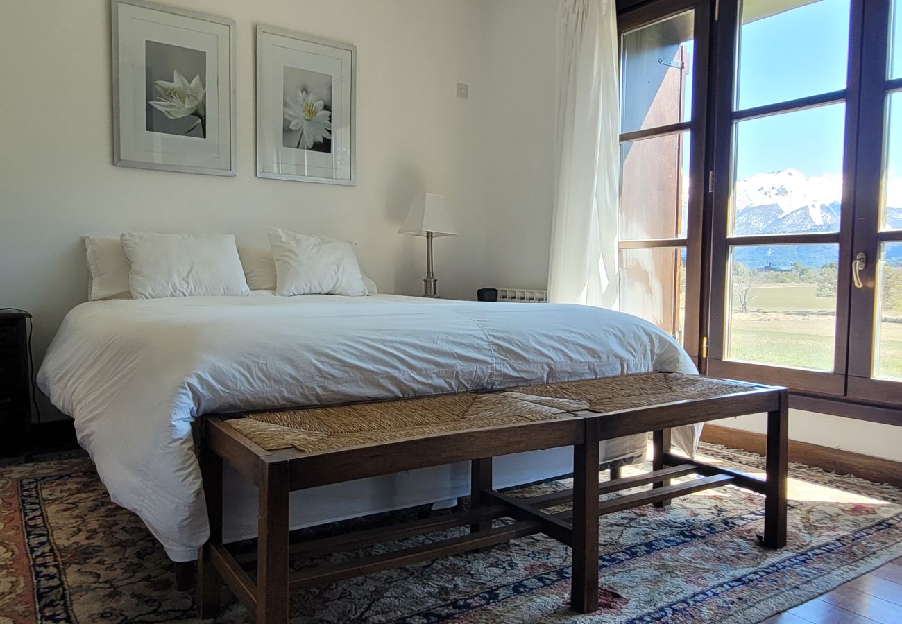 Appartamento a San Carlos de Bariloche - ARE10 - CÁLIDO Y CÓMODO DEPARTAMENTO CON VISTA A LA MONTAÑA Y SALIDA DIRECTA AL CAMPO DE POLO