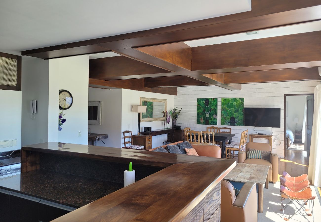 Appartamento a San Carlos de Bariloche - ARE10 - CÁLIDO Y CÓMODO DEPARTAMENTO CON VISTA A LA MONTAÑA Y SALIDA DIRECTA AL CAMPO DE POLO