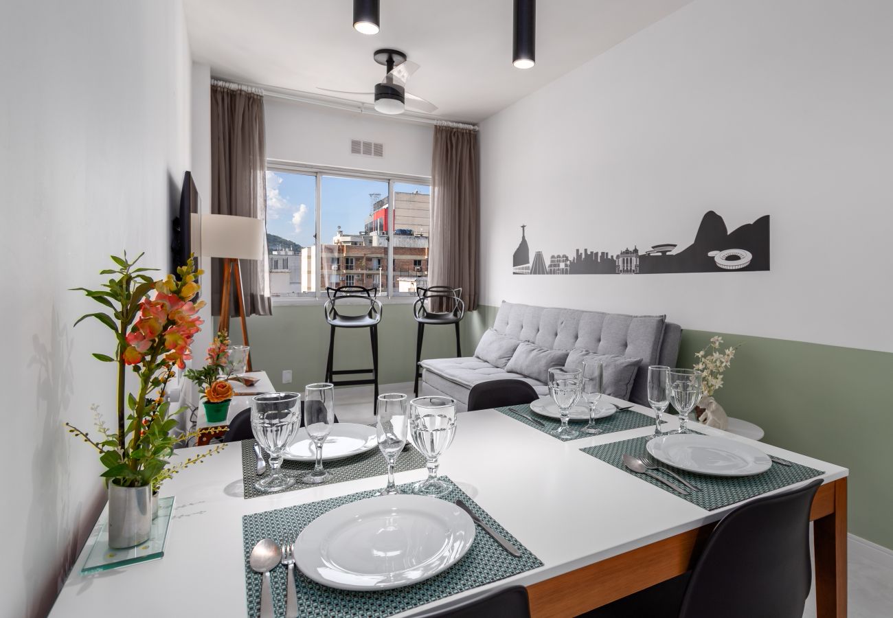 Appartamento a Rio de Janeiro - Charme em Botafogo | Bem decorado | SCT1202 