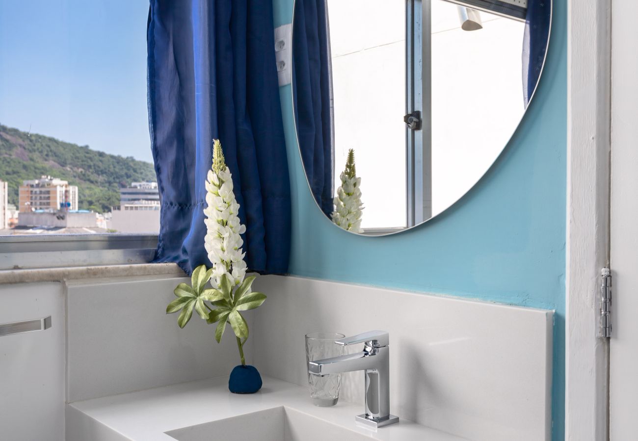 Appartamento a Rio de Janeiro - Charme em Botafogo | Bem decorado | SCT1202 