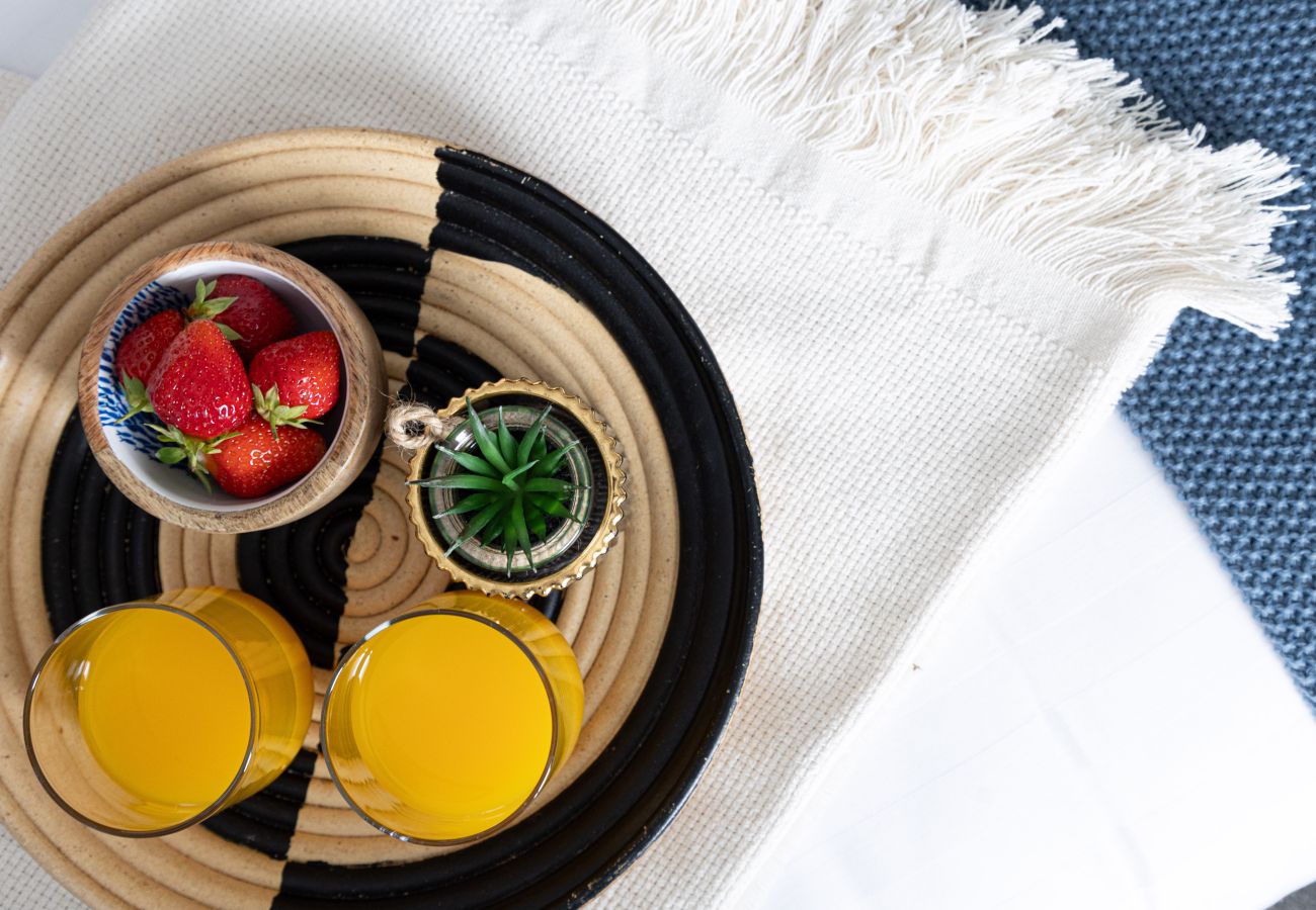 Casa a Bishopsteignton - Greenacre – Contemporary 5-Bedroom Devon Hideaway with Gardens & Parking