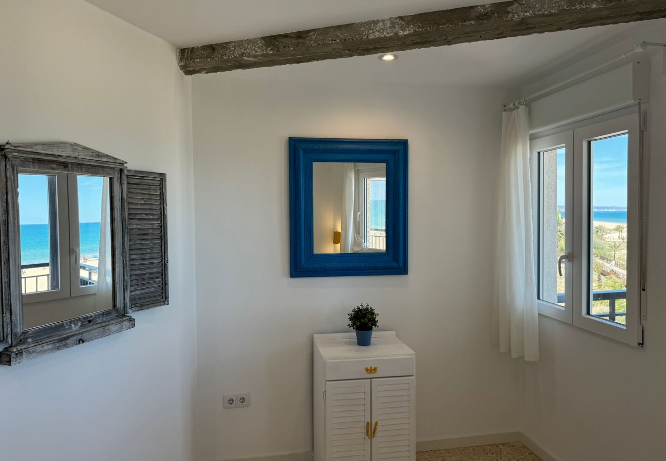 Appartamento a Playa de Gandía - PRECIOSO APARTAMENTO FRONTAL AL MAR - Affitto solo per famiglie