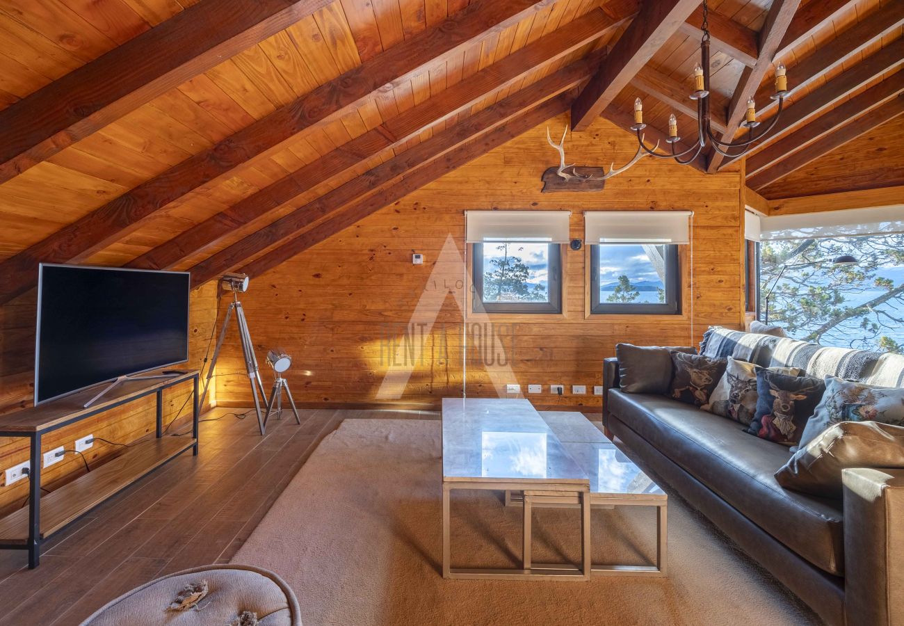 Casa a San Carlos de Bariloche - HUAPI48C | Villa exclusiva sobre el Nahuel Huapi con HOT TUBE