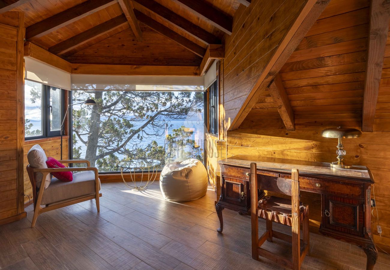 Casa a San Carlos de Bariloche - HUAPI48C | Villa exclusiva sobre el Nahuel Huapi con HOT TUBE