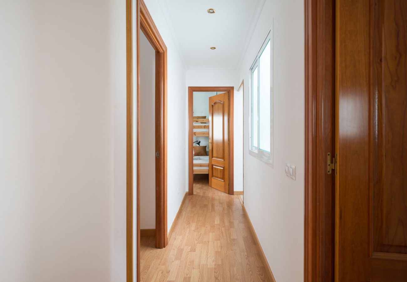 Appartamento a Las Palmas de Gran Canaria - Moderno appartamento con 3 camere da letto vicino a Triana