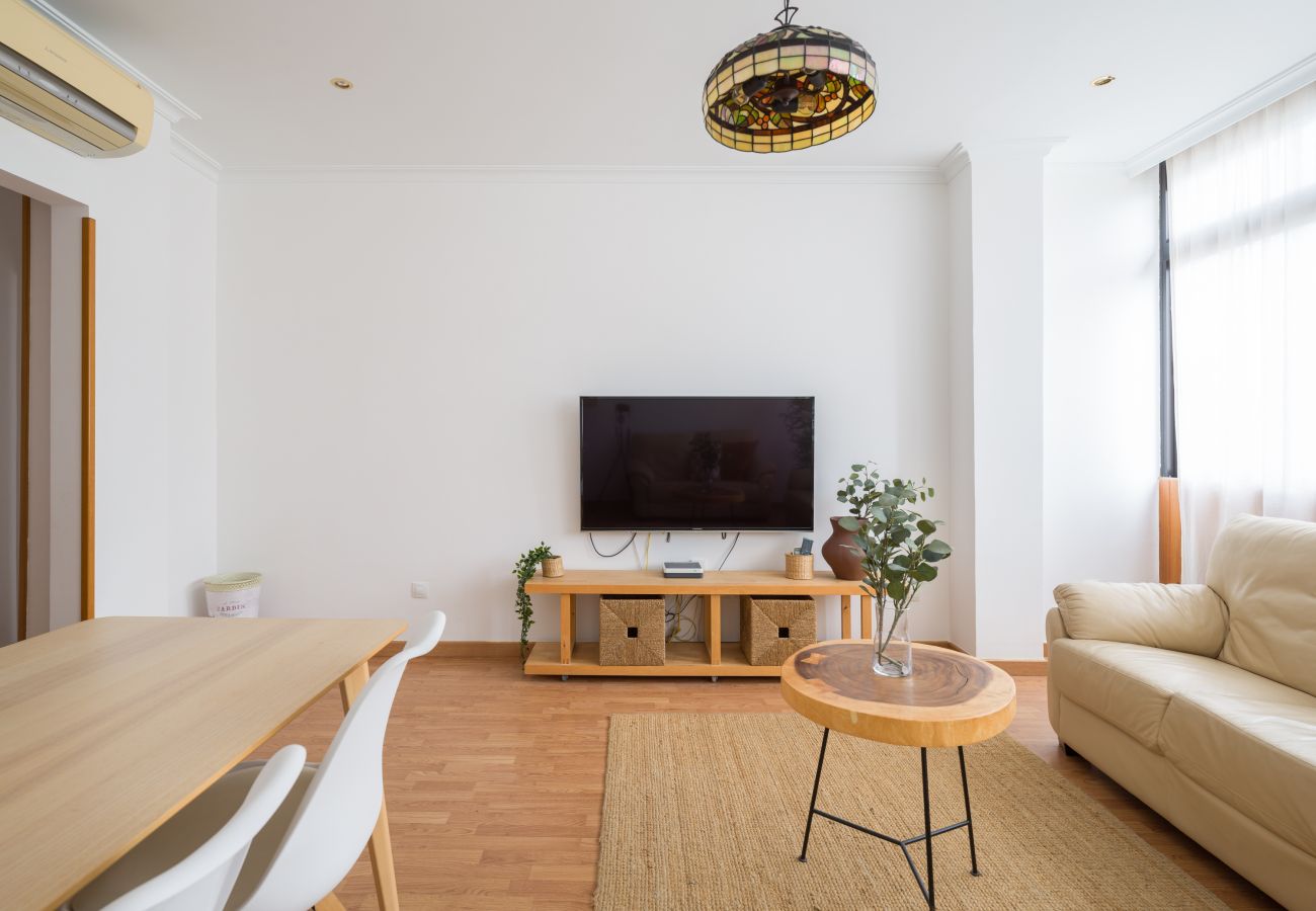 Appartamento a Las Palmas de Gran Canaria - Moderno appartamento con 3 camere da letto vicino a Triana