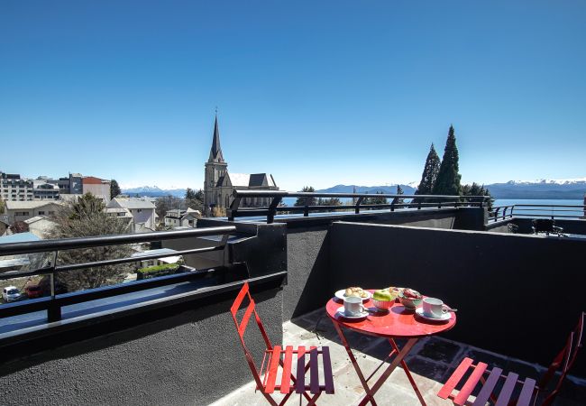  a San Carlos de Bariloche - Llantén, splendido appartamento con terrazza e parcheggio. a Bariloche