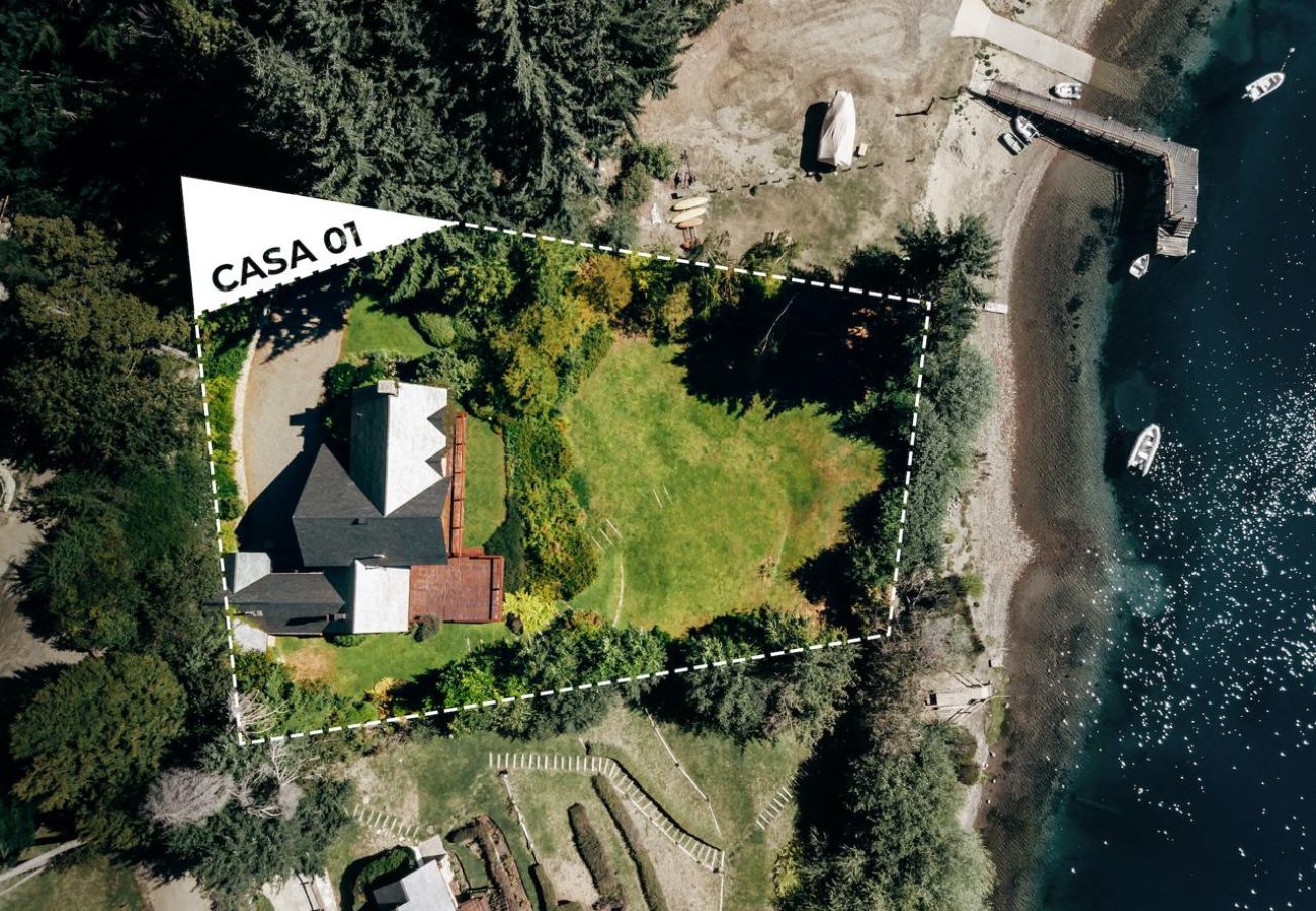 Casa a San Carlos de Bariloche - VENAH01 CÁLIDA Y CÓMODA CASA EN BARRIO CERRADO CON COSTA DE LAGO