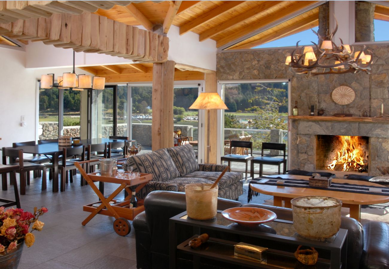 Casa a San Carlos de Bariloche - Casa di fronte a Llao Llao en Bariloche