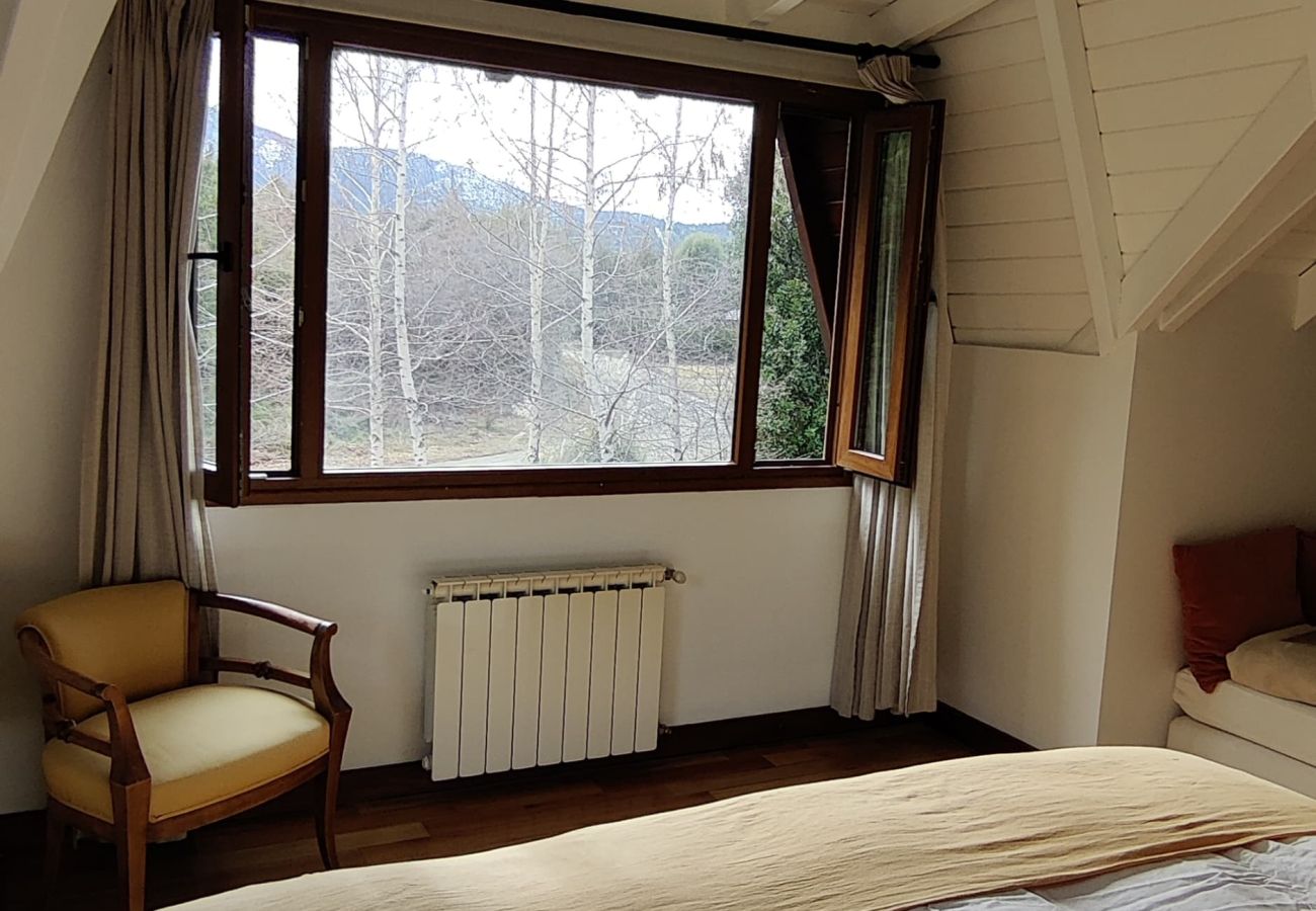 Casa a San Carlos de Bariloche - ARE55 ESPECTACULAR CASA CON QUINCHO INTEGRADO Y PILETA CLIMATIZADA