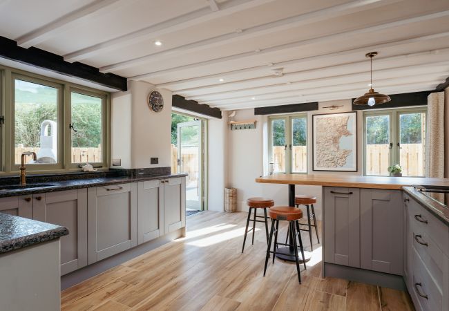 Casa a Paignton - Woodpeckers - Stylish luxury property with hot tub Casa a Paignton - Woodpeckers - Stylish luxury property with hot tub