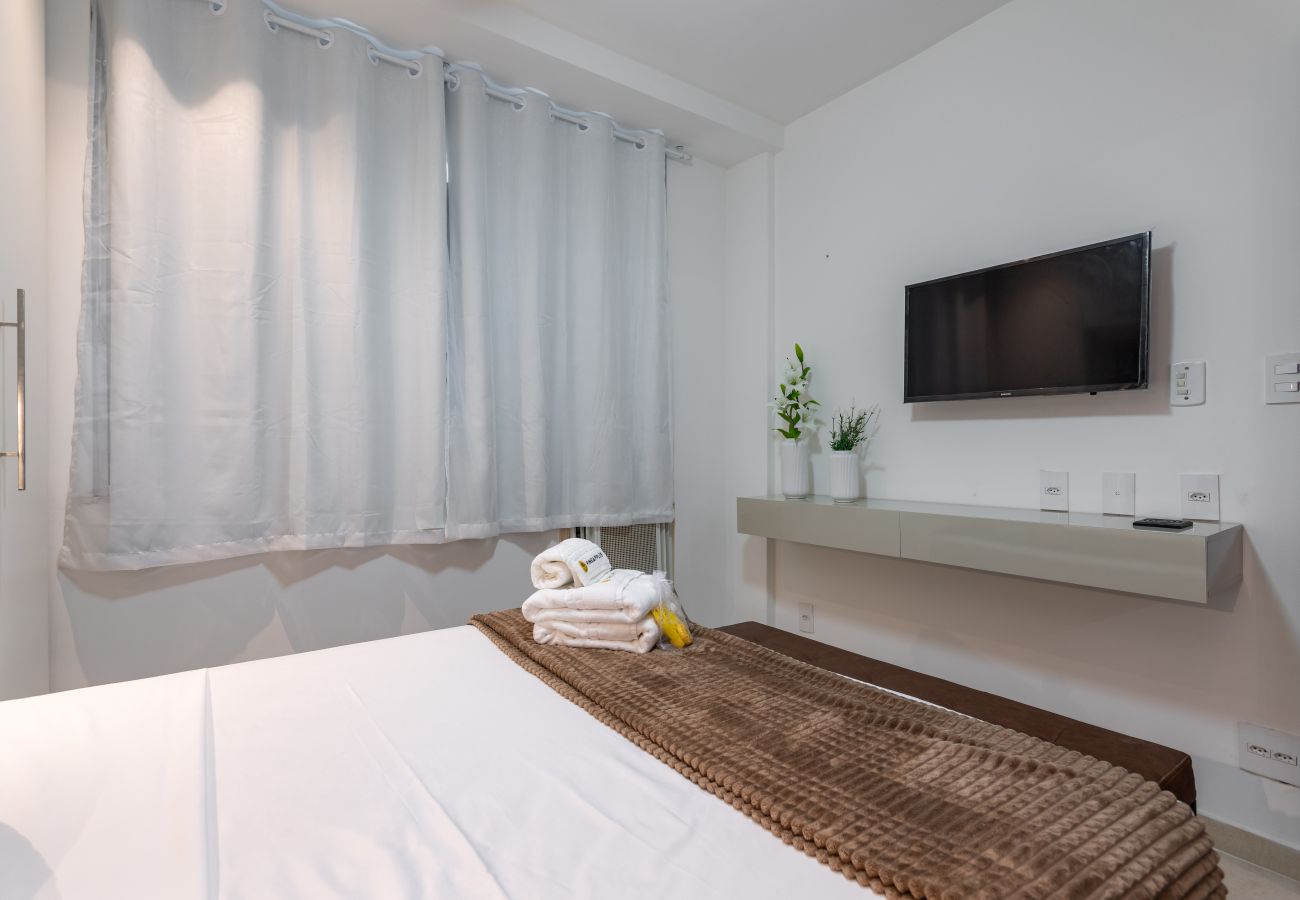 Appartamento a Rio de Janeiro - Em frente ao metrô e 8 minutos da praia | SF228