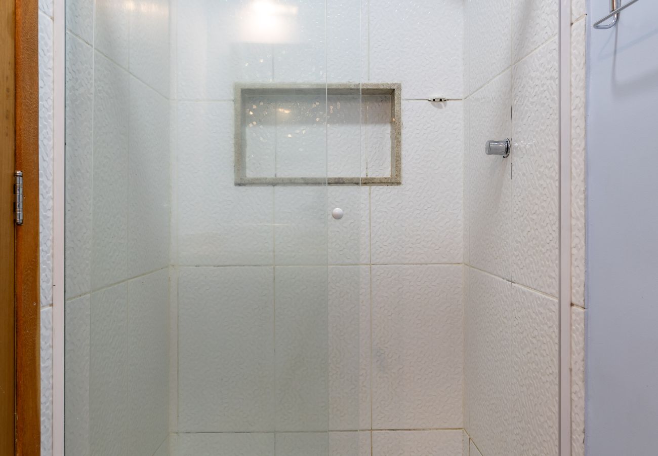 Appartamento a Rio de Janeiro - Em frente ao metrô e 8 minutos da praia | SF228