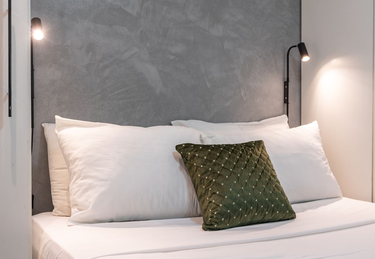 Appartamento a Rio de Janeiro - Em frente ao metrô e 8 minutos da praia | SF228