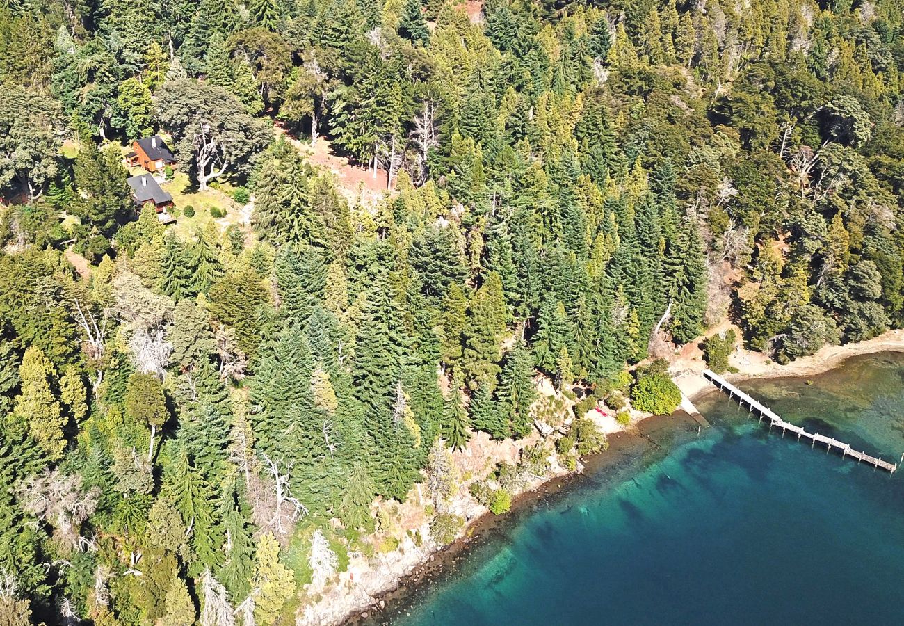 Casa a San Carlos de Bariloche - HUAPI49 Refugio patagonico sobre el lago