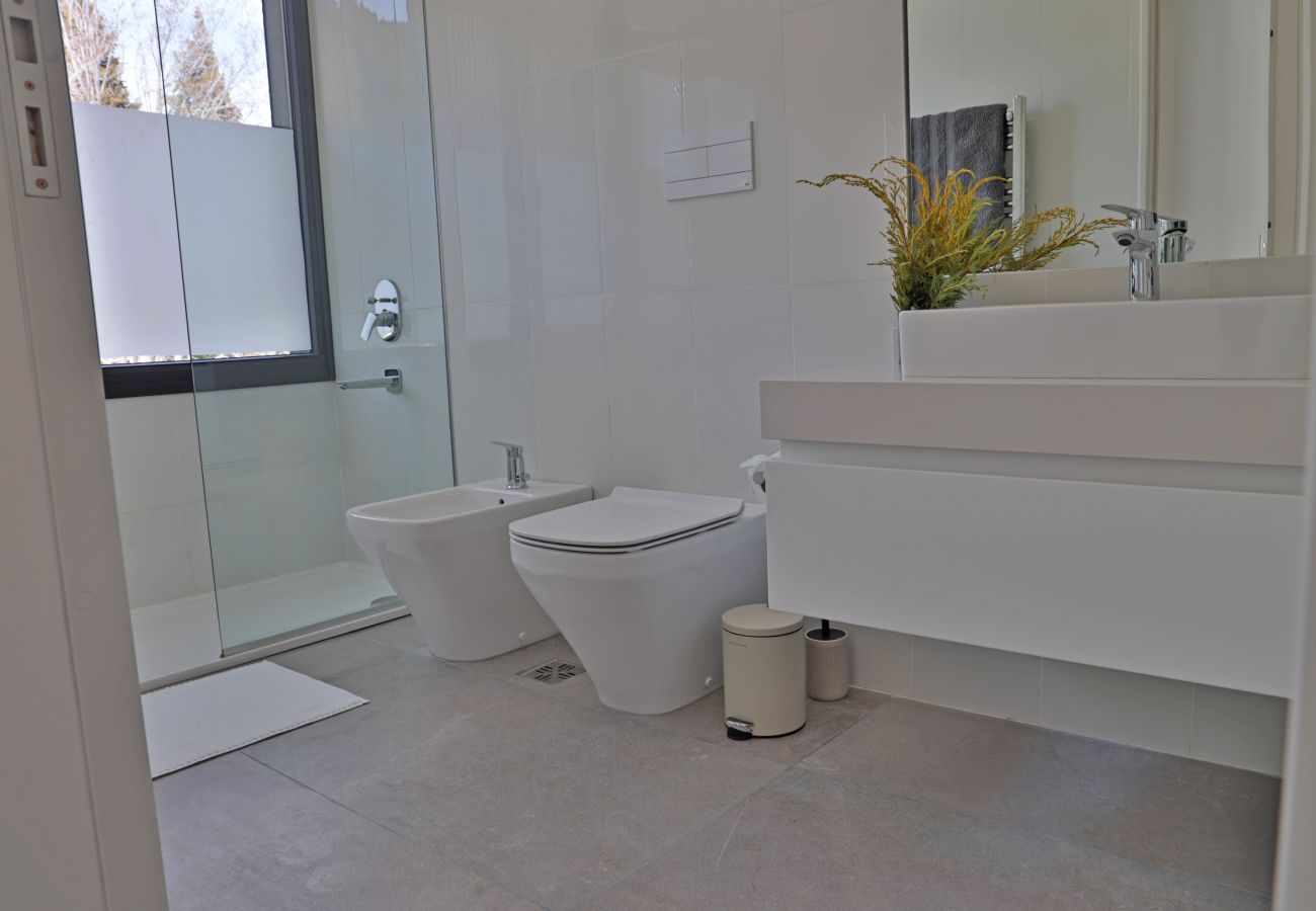 Appartamento a San Carlos de Bariloche - HUAPI43C Departamento de lujo sobre el lago Nahuel Huapi en moderno complejo