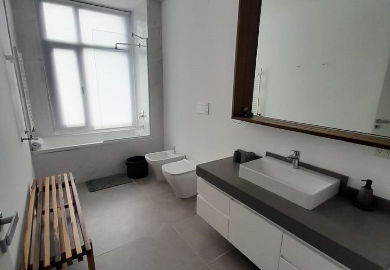 Appartamento a San Carlos de Bariloche - HUAPI50 – Jacuzzi, Pileta y Vista al Lago