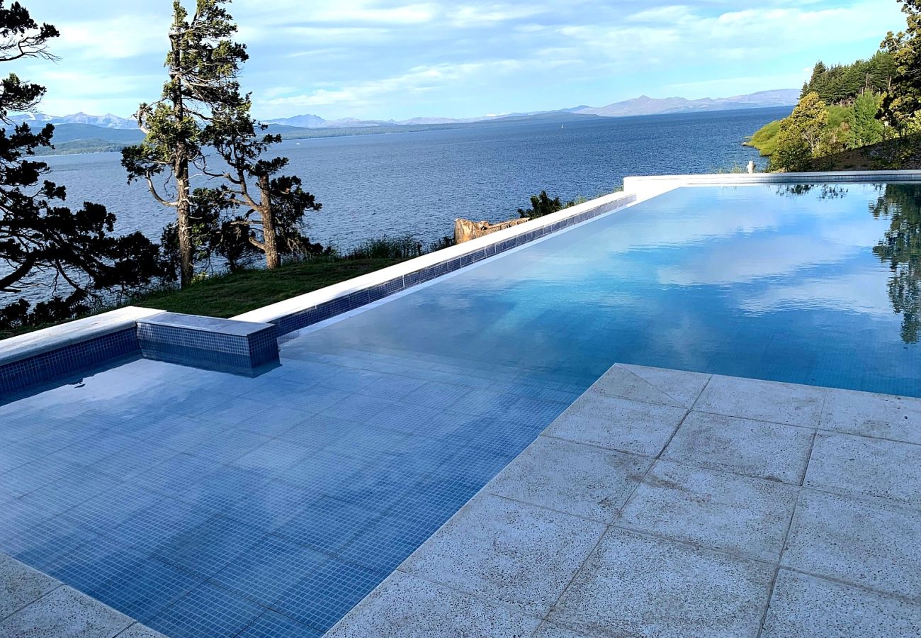 Appartamento a San Carlos de Bariloche - HUAPI50 – Jacuzzi, Pileta y Vista al Lago