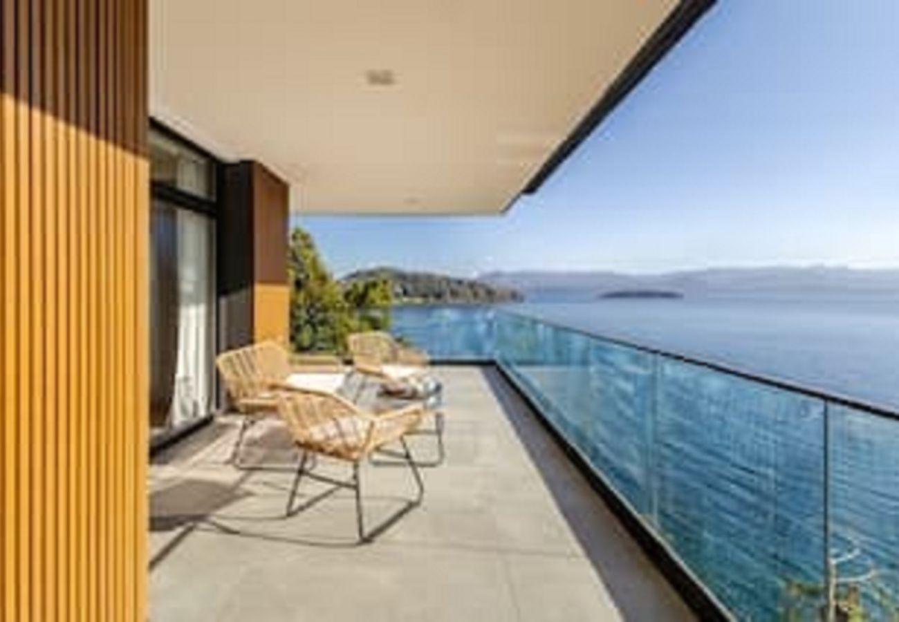 Appartamento a San Carlos de Bariloche - HUAPI50 – Jacuzzi, Pileta y Vista al Lago