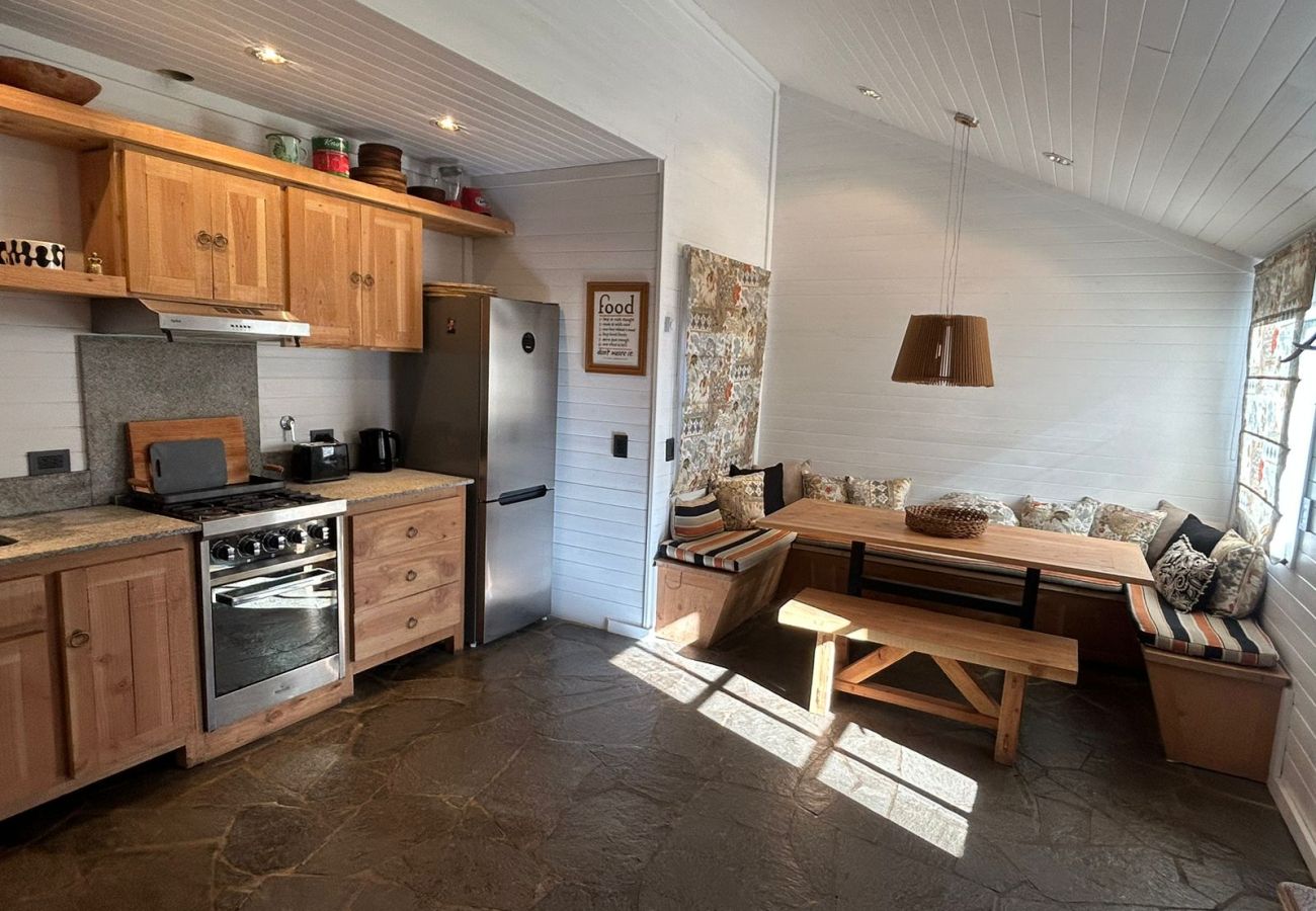 Casa a San Carlos de Bariloche - ARE21 CASA DE MONTAÑA CON VISTA AL LAGO EN ARELAUQUEN