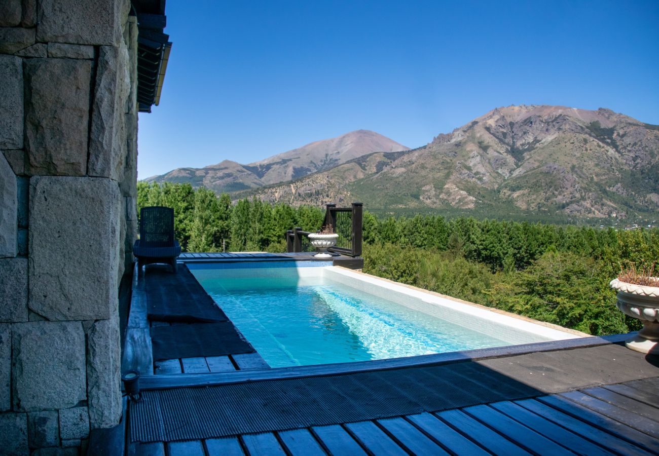 Casa a San Carlos de Bariloche - ARE09 MANSION EN BARILOCHE 