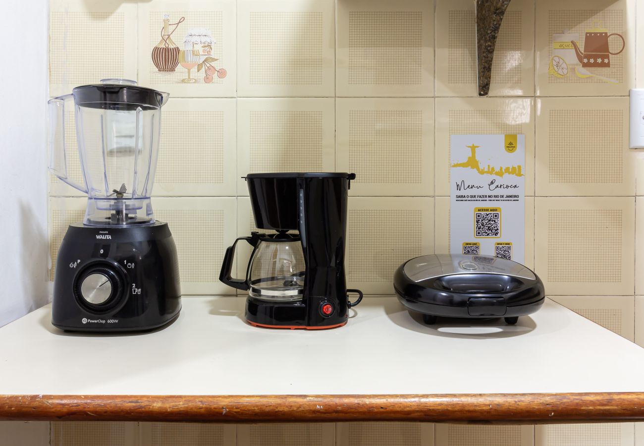 Studio a Rio de Janeiro - 5 minutos da Praia de Copacabana | PI502