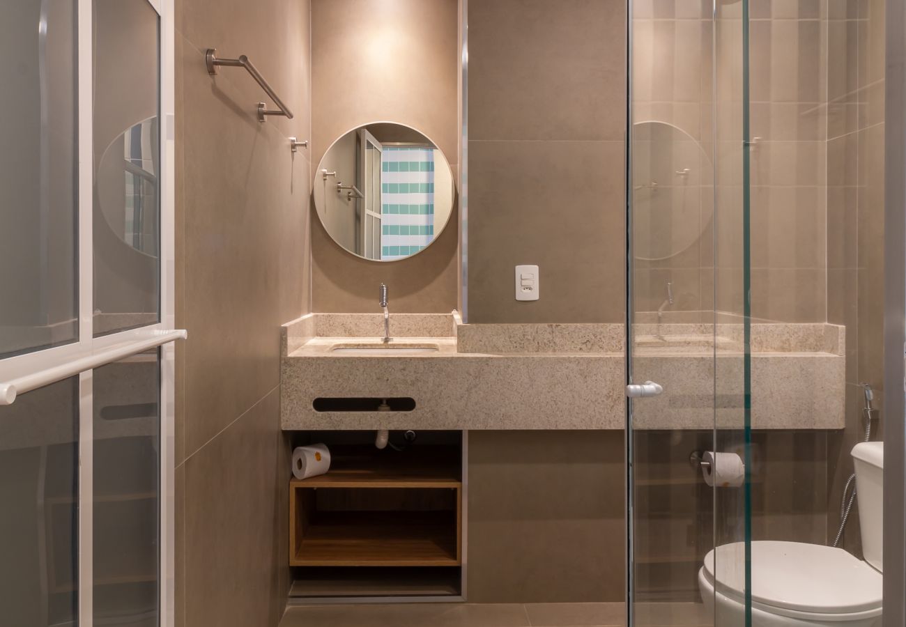 Appartamento a Rio de Janeiro - Vista para o Mar e Varanda com Banheira  | Q4