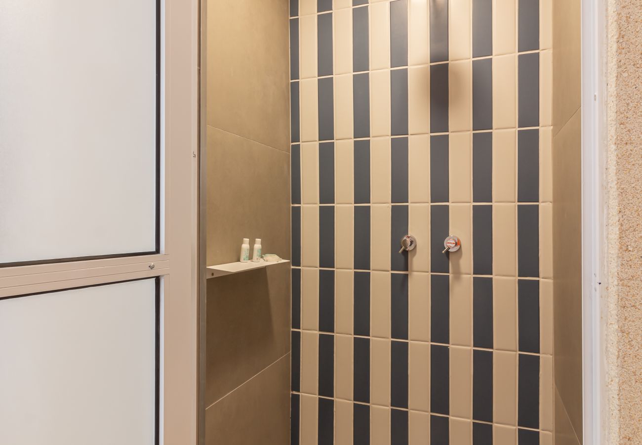 Appartamento a Rio de Janeiro - Refúgio a Poucos Passos de Praia de Copacabana | Q8