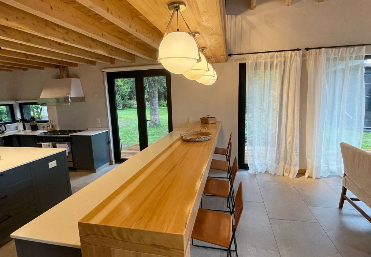 Casa a San Carlos de Bariloche - MORE34C INCREIBLE CASA EN UN ENTORNO ÚNICO CON COSTA DE LAGO Y PLAYA 
