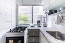 Appartamento a Rio de Janeiro - Apartamento em Copacabana a 9 minutos da Praia | STC202