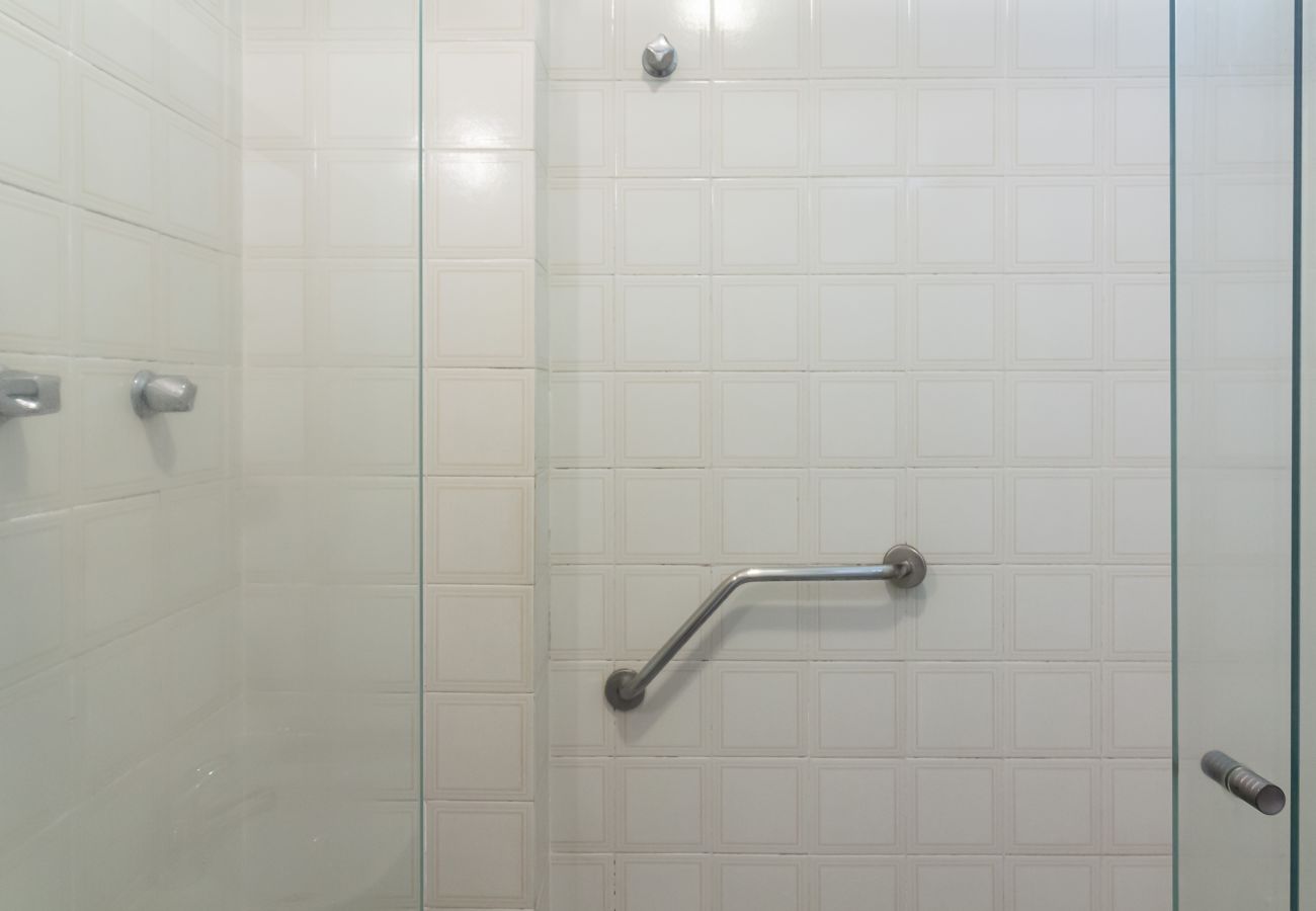 Appartamento a Rio de Janeiro - Conforto e Tranquilidade no Humaitá | M404