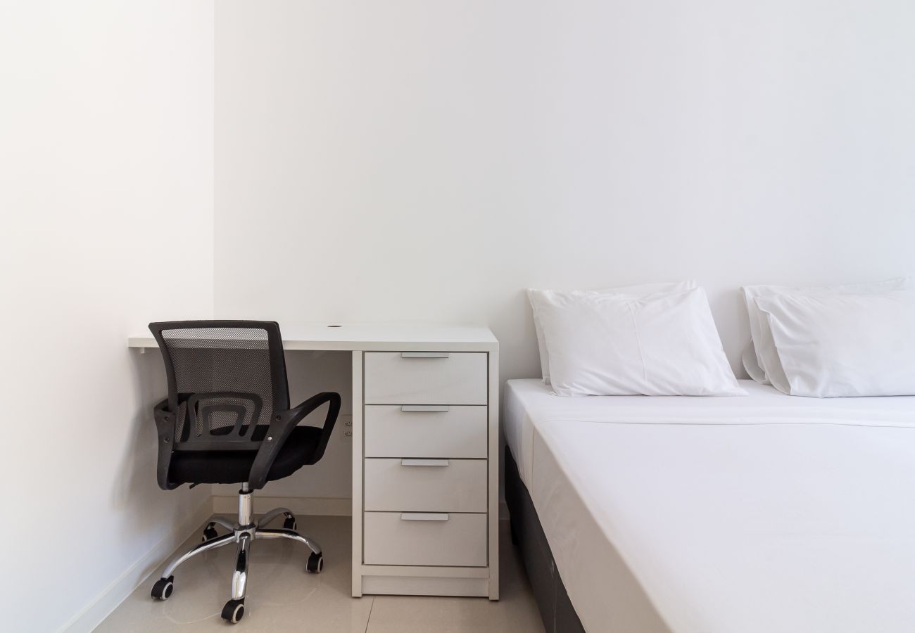 Appartamento a Rio de Janeiro - Apartamento em Copacabana a 3 minutos da Praia | NSC602